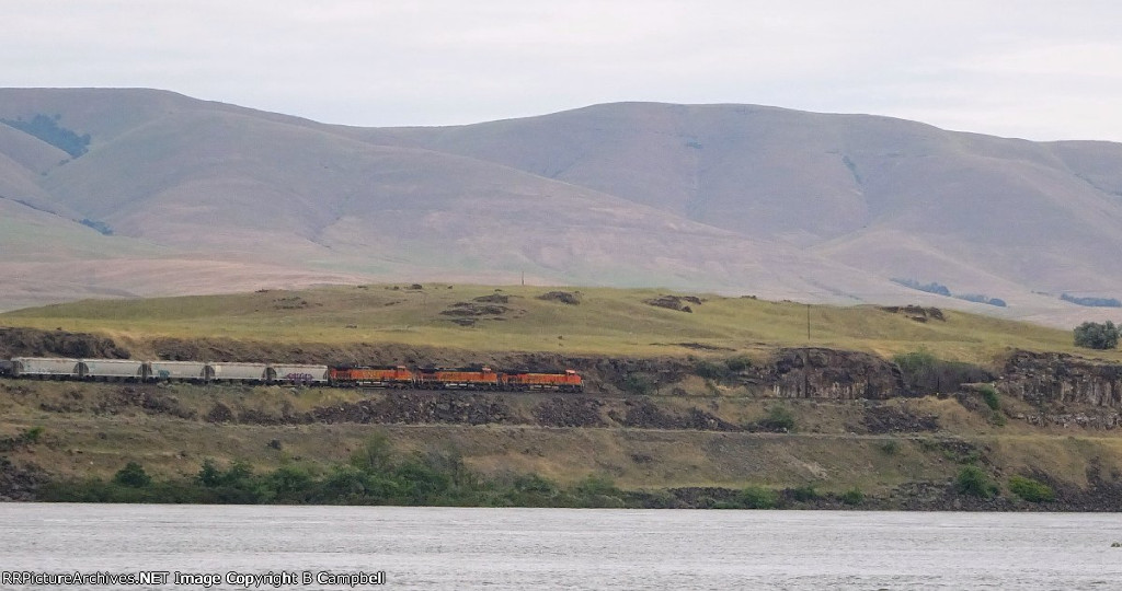 BNSF 6625-BNSF 604-BNSF 4637